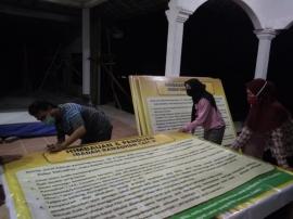 SAMBUT RAMADHAN, GUGUS TUGAS DISTRIBUSI BANNER BERSAMA KARANG TARUNA TUNAS HARAPAN